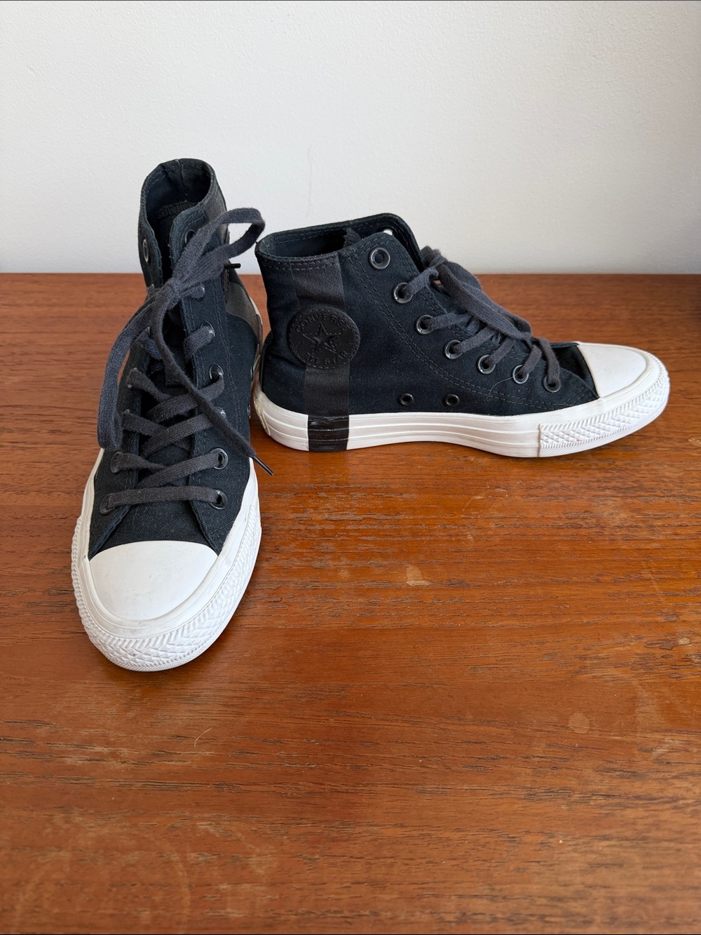 Converse Chuck Taylor high tops - black